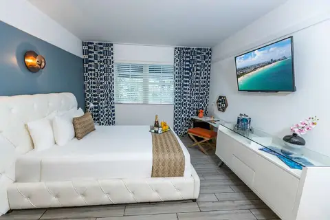 Oceanside Hotel in Miami Beach