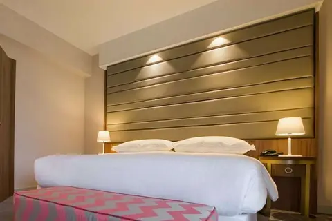 Sheraton Dubrovnik Riviera Hotel in Srebreno — foto 3
