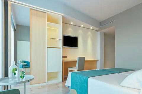 Universal Hotel Cabo Blanco in Colònia de Sant Jordi — foto 5