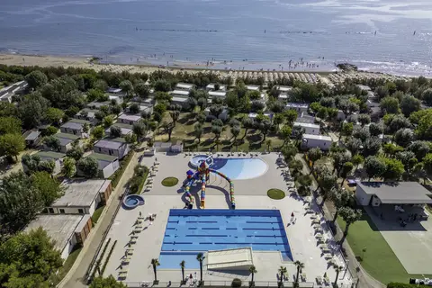 Stork Family Camping Village in Roseto degli Abruzzi