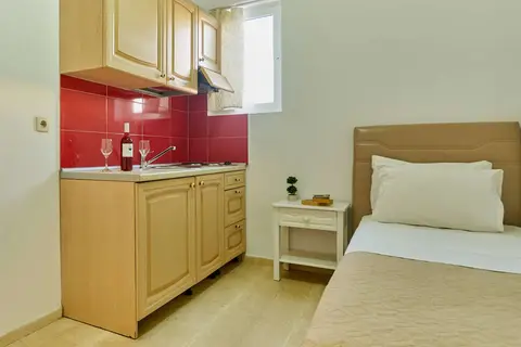 Irini Studios in Δημοτική Ενότητα Μαλίων — foto 29