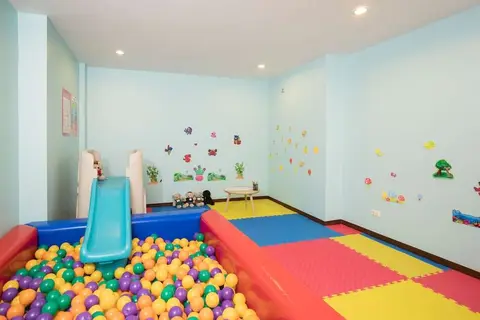 Journeyhub Pattaya Central in พัทยา — foto 9