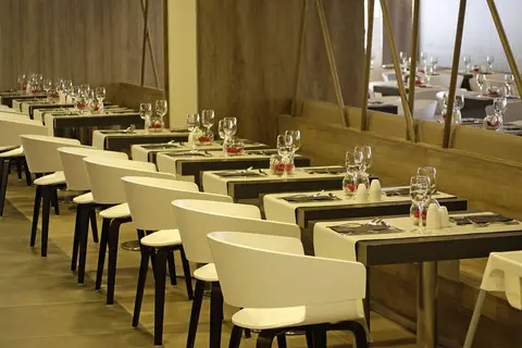 BG Tonga & Suites Tower Design Hotel in Santa Margalida — foto 30