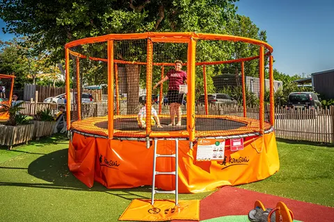 Camping Les Pirons foto 8