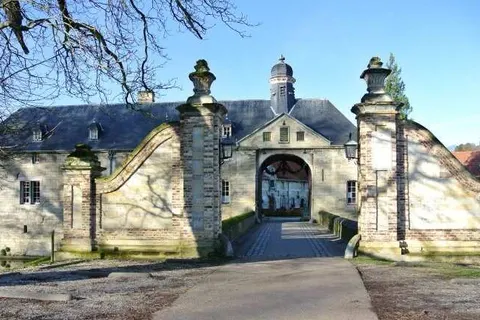 Kasteel Schaloen Vakantiewoningen & Hotel foto 3