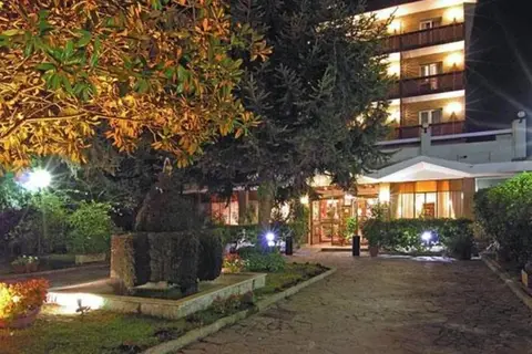 Pinewood in Rome
