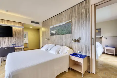 Occidental Menorca in Sant Lluís — foto 10