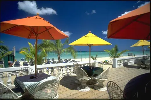 Legends Beach Resort in Sandals Negril Beach Resort & Spa — foto 9