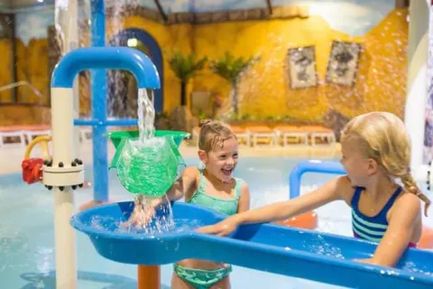 Attractie- en Vakantiepark Slagharen foto 16