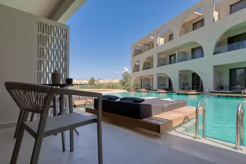 Dore suites in Agia Marina — foto 2