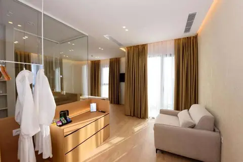 Mahoro Boutique Hotel in Vlorë — foto 8