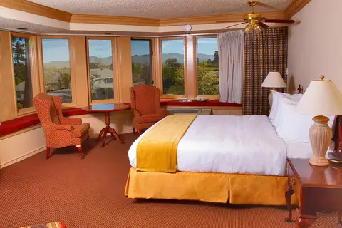 The Historic Santa Maria Inn in Santa Maria