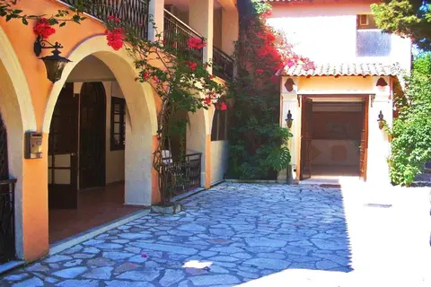 Annaliza Aparthotel in Ypsos — foto 16