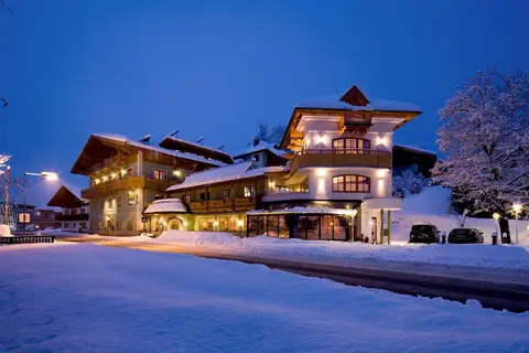 Hotel Obermair in Fieberbrunn — foto 2