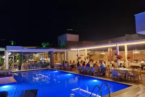 Regina City Hotel in Vlorë — foto 12