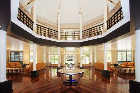 Lux Saint Gilles in Douala — foto 12