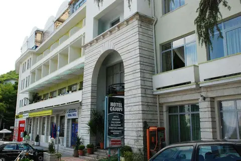 Hotel Cajupi in Gjirokastër — foto 22