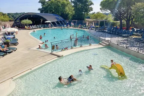 Camping La Garangeoire in Saint-Julien-des-Landes — foto 22