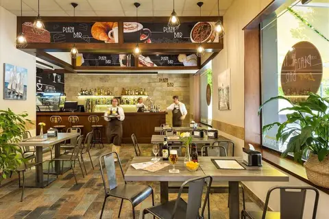 Hotel de Francia y Paris in Cádiz — foto 3
