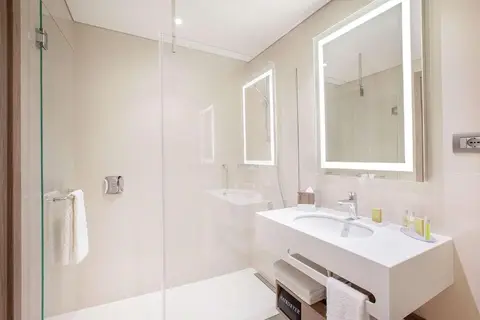 Hilton Garden Inn Tirana in Tirana — foto 11