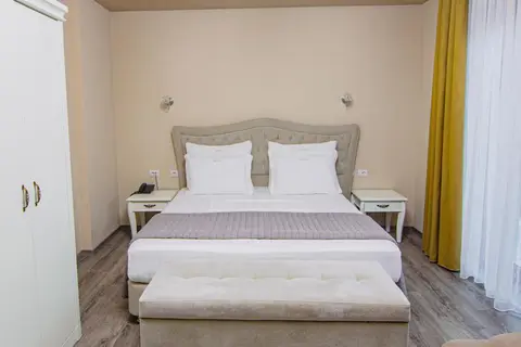 Christi's Hotel Borova in Korçë, foto 18