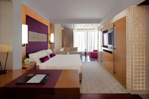 The H Hotel Dubai in Dubai — foto 2