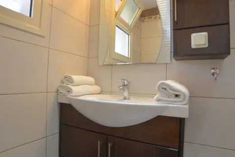 Megali Luxuries Apartments in Σιδάρι — foto 11