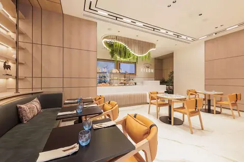 Holiday Inn Dubai Village Circle in Avalon hotel — foto 7