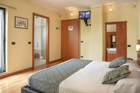 Hotel Postumia in Dossobuono — foto 3