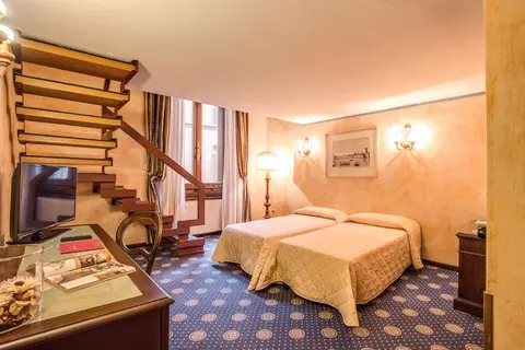 Croce di Malta in Florence, foto 3