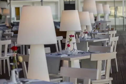 Odessa Beach Hotel in Παραλίμνι — foto 6