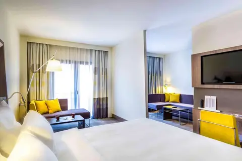 Novotel Istanbul Bosphorus in Beyoğlu — foto 22