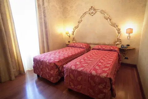 Hotel Des Epoques in Rome — foto 15