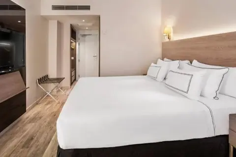 Melia Lebreros in Sevilla — foto 3