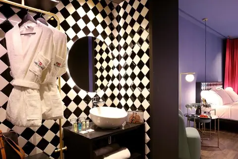 Axel Hotel Madrid in Madrid — foto 12