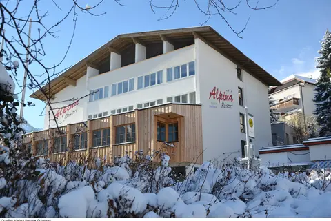 Hotel Alpina Resort in Wenns