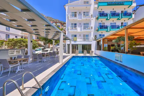 Linda Beach Hotel in Kaş — foto 2