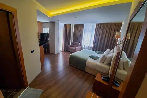 Albanopolis Hotel in Tirana, foto 29