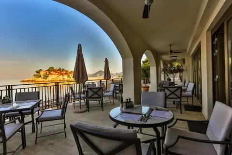 Hotel California by Aycon in Sveti Stefan — foto 5
