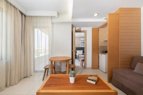 Iolida Beach Hotel in Agia Marina — foto 29