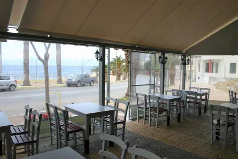Petit Palais Hotel in Δημοτική Ενότητα Λουτρακίου - Περαχώρας — foto 2