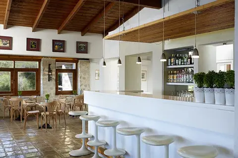 Atrium in Αχλαδιάς — foto 28