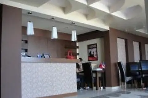 Ambasador in Vlora — foto 3