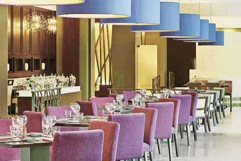 Le Meridien Mina Seyahi Beach Resort & Marina in دبي — foto 5