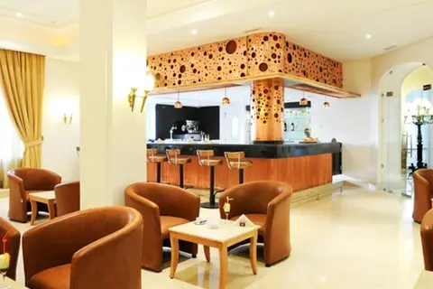 Hotel Majestic in Tunis — foto 4