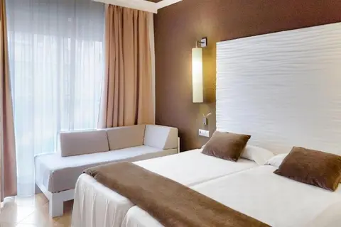 Hotel Augustus in Calafell — foto 2