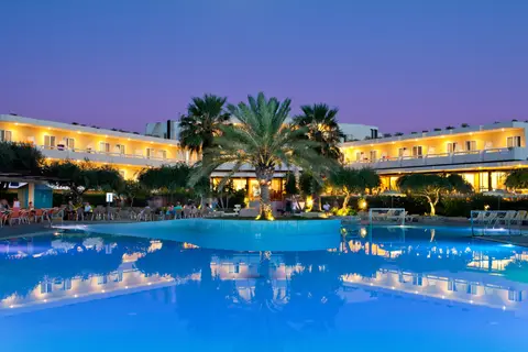 Alex Beach Hotel & Bungalows in Θεολόγος — foto 3