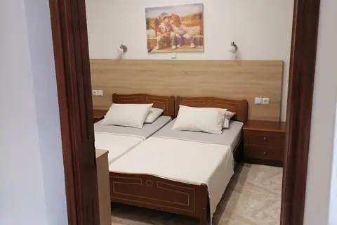 Dimitra Sun in Αρχάγγελος — foto 29