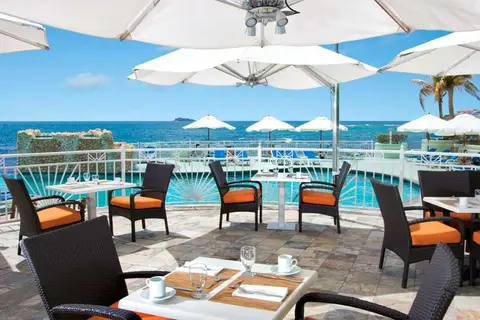 Oyster Bay Beach Resort in Oyster Pond — foto 9