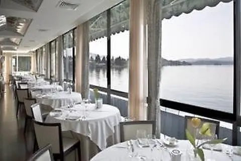 Hotel Ristorante Giardinetto in Pettenasco — foto 23